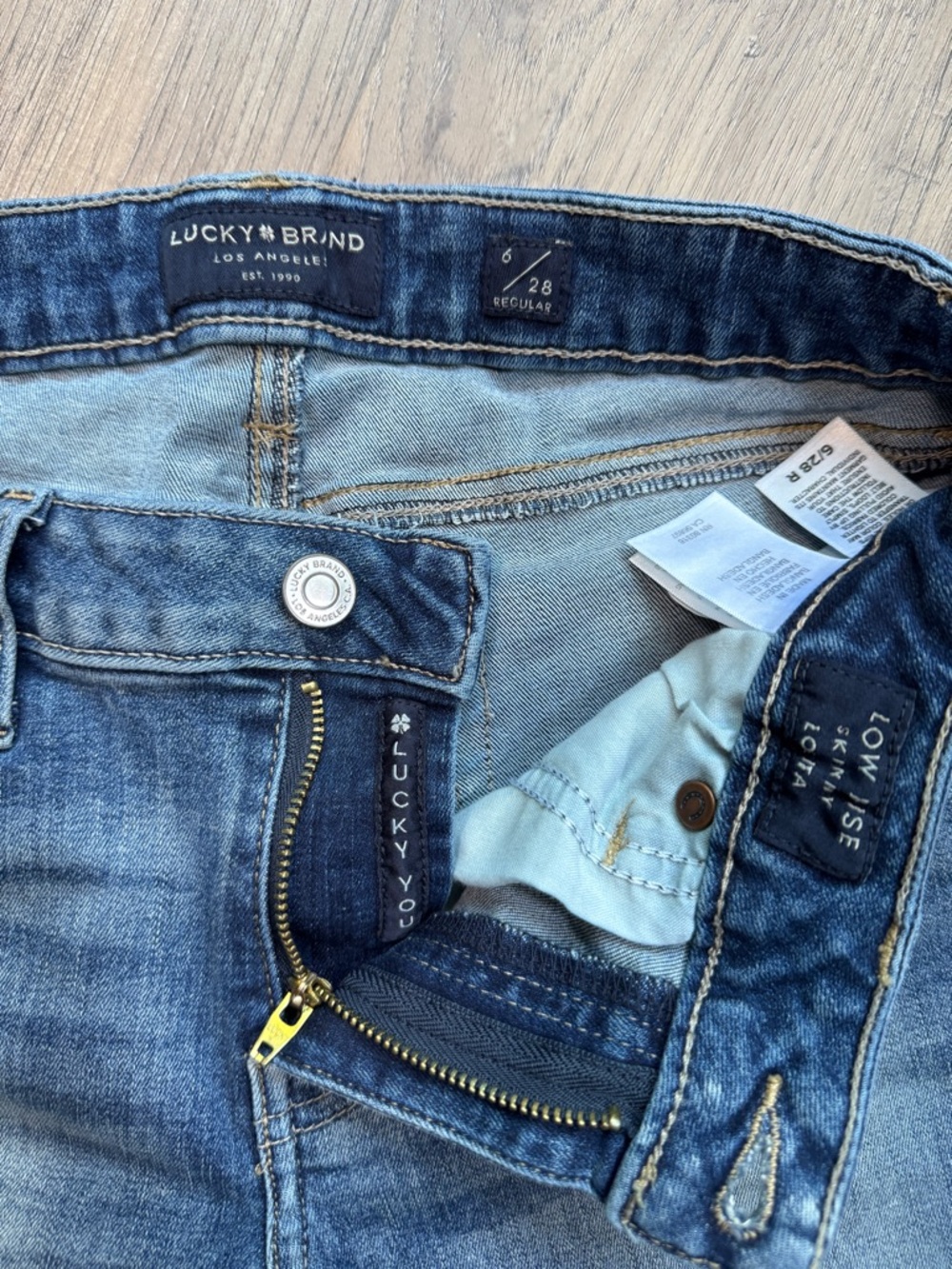 Lucky Brand Low Rise Skinny Lolita Jeans - Size 6 / 28 - Picture 7 of 12